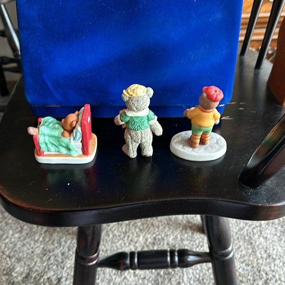 🐻 3 Bronson Collectibles Bear Figurines 🐻 - Picture 2 of 8